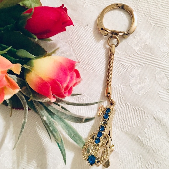 🎸Vintage Blue Rhinestone Guitar Key Chain🎸 - Picture 3 of 6